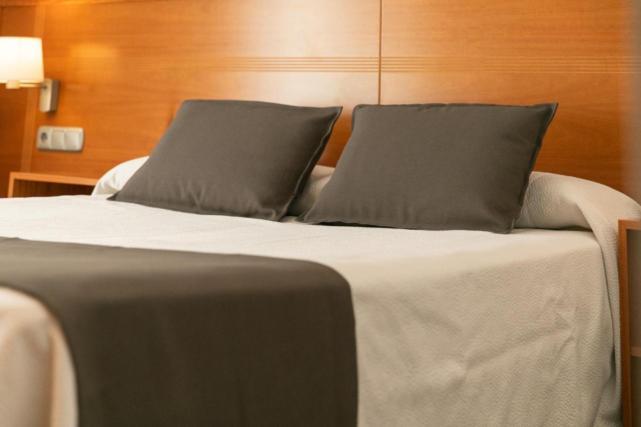 Aparthotel Cal Marcal Puig-reig Bagian luar foto