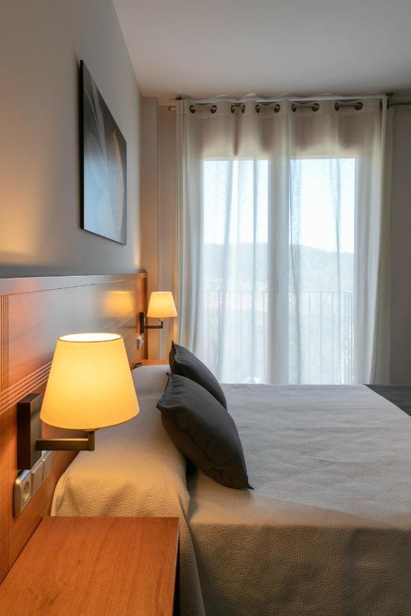 Aparthotel Cal Marcal Puig-reig Bagian luar foto