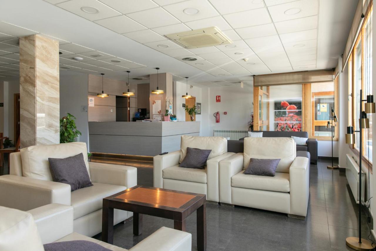 Aparthotel Cal Marcal Puig-reig Bagian luar foto