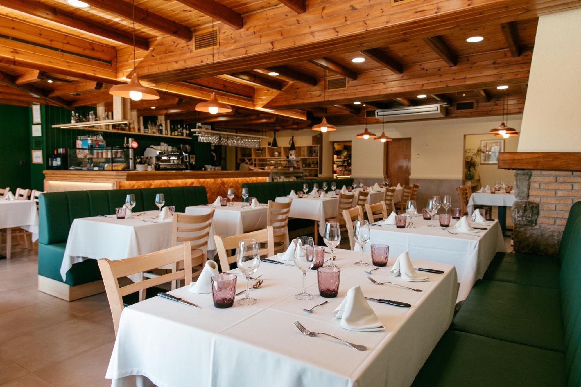 Aparthotel Cal Marcal Puig-reig Bagian luar foto