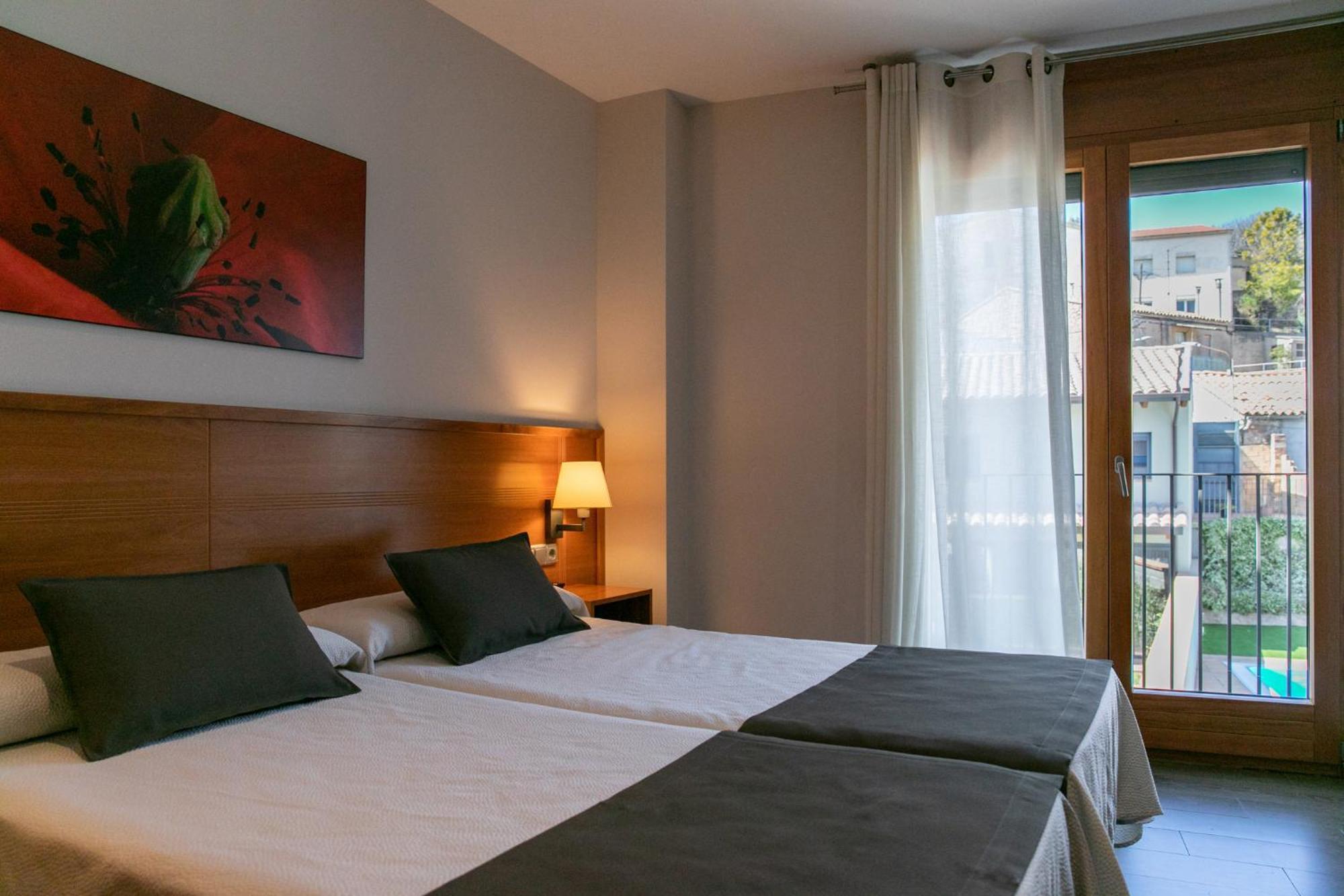 Aparthotel Cal Marcal Puig-reig Bagian luar foto