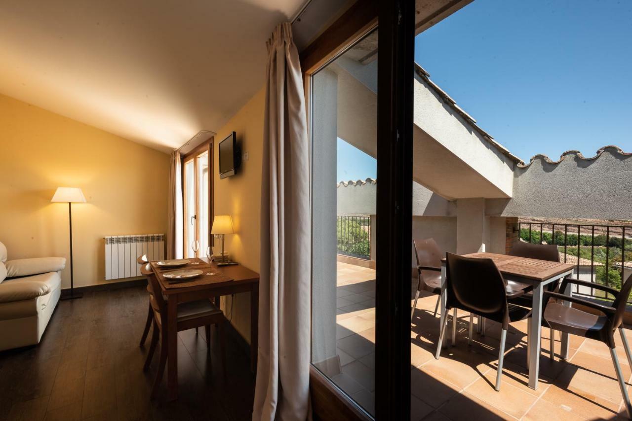 Aparthotel Cal Marcal Puig-reig Bagian luar foto